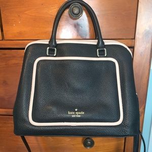 Black Medium Sized Kate Spade Purse